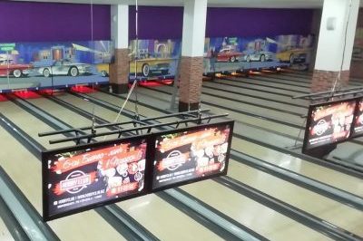 Large standard sports hall Bowling lane (3)