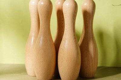 Natural birch high quality bowling pin set (6)