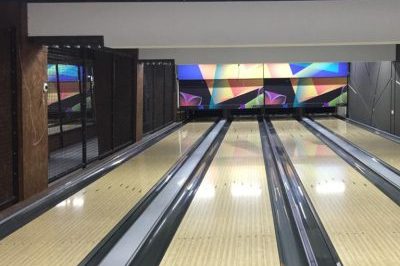 Newly designed wooden bowling lanes (1)