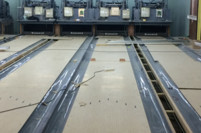 Professional standard size bowling lane (1)