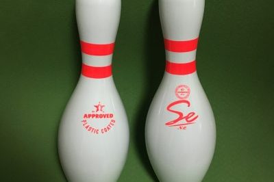 Standard and professional bowling pins (3)