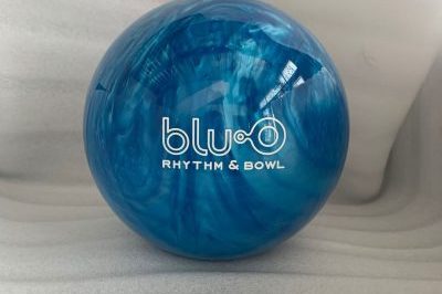 smooth colored polyurethane bowling ball (4)