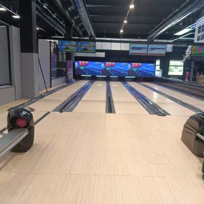 Factory supply amusement park bowling lanes durable