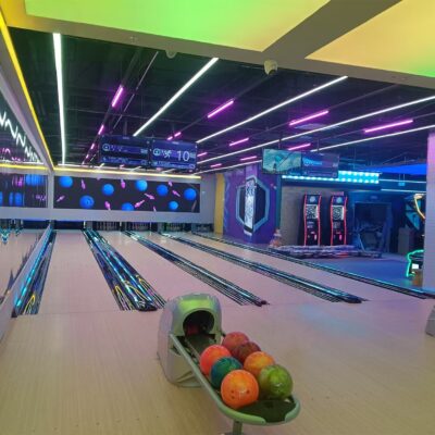 Factory supply amusement park bowling lanes durable