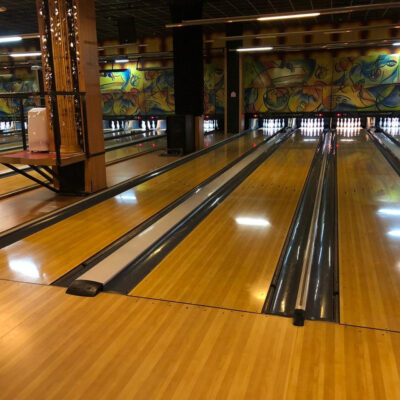 Professional bowling lanes manufacturer supply
