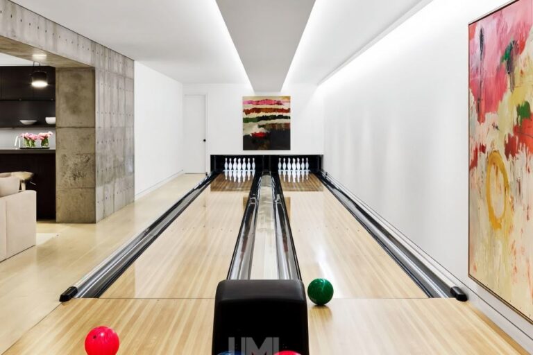 Indoor Bowling Lanes Wholesale Supply (1) Wholesale indoor bowling lanes for sports centers