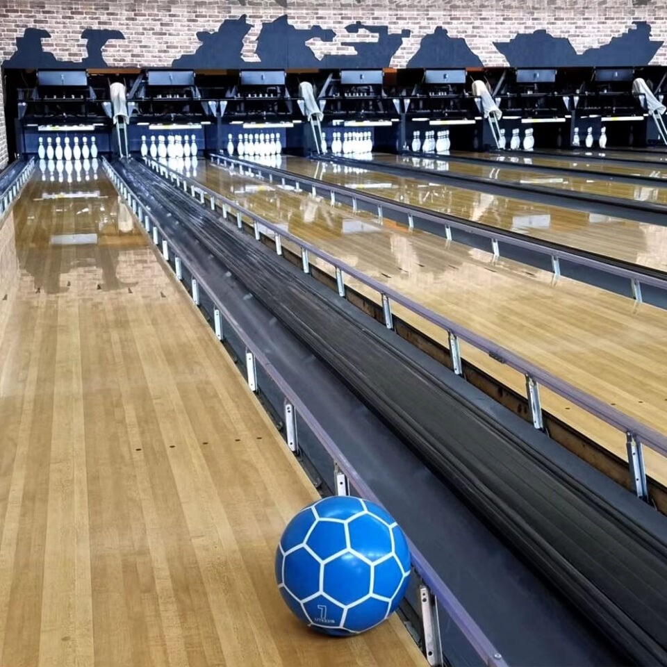 Bulk hot-selling new indoor bowling lanes