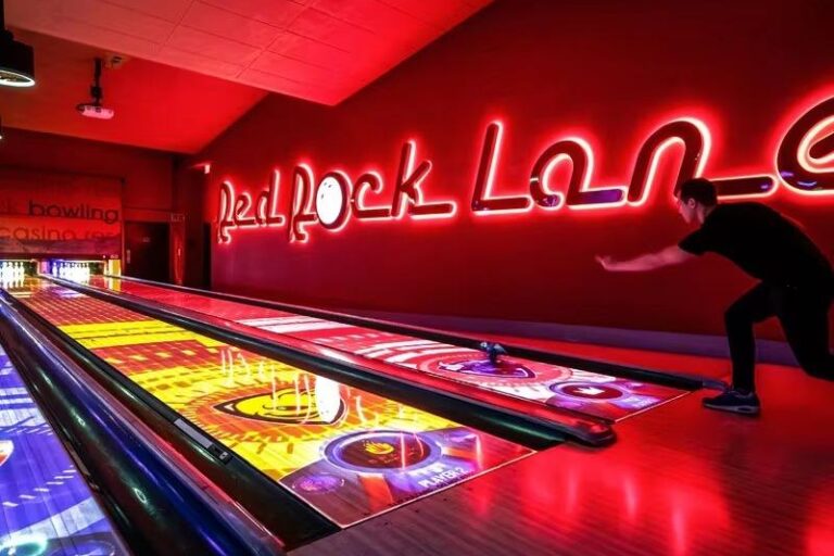 New AR Adult Bowling Alley Machine and Lanes Manufacturer (2) AR Adult Bowling Alley Machine