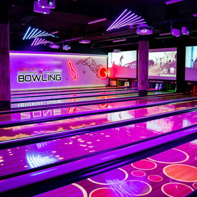 Interactive Projection Bowling Machine